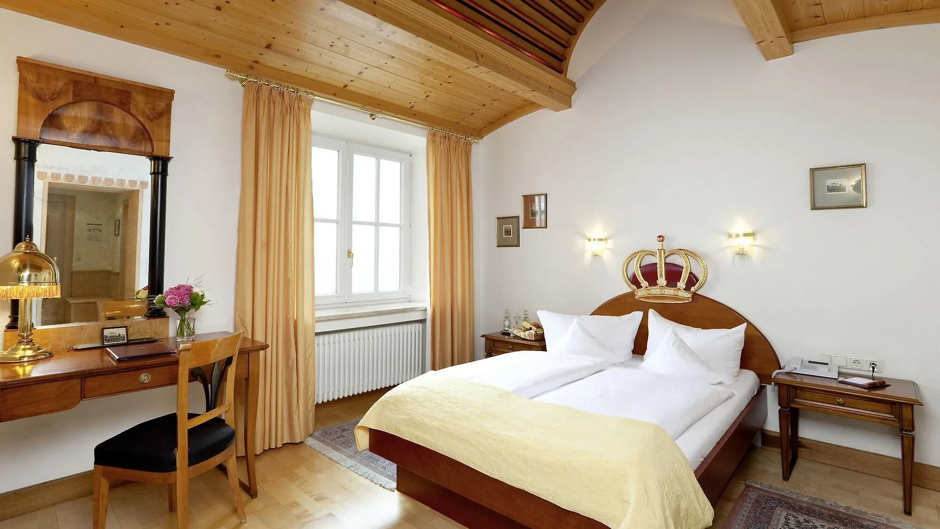 Hotel Hirsch Fussen