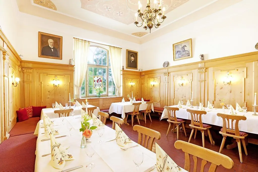 Hotel Hirsch Fussen 4*,  Germany