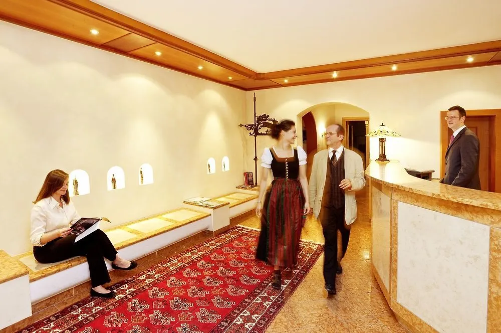 Hotel Hirsch Fussen