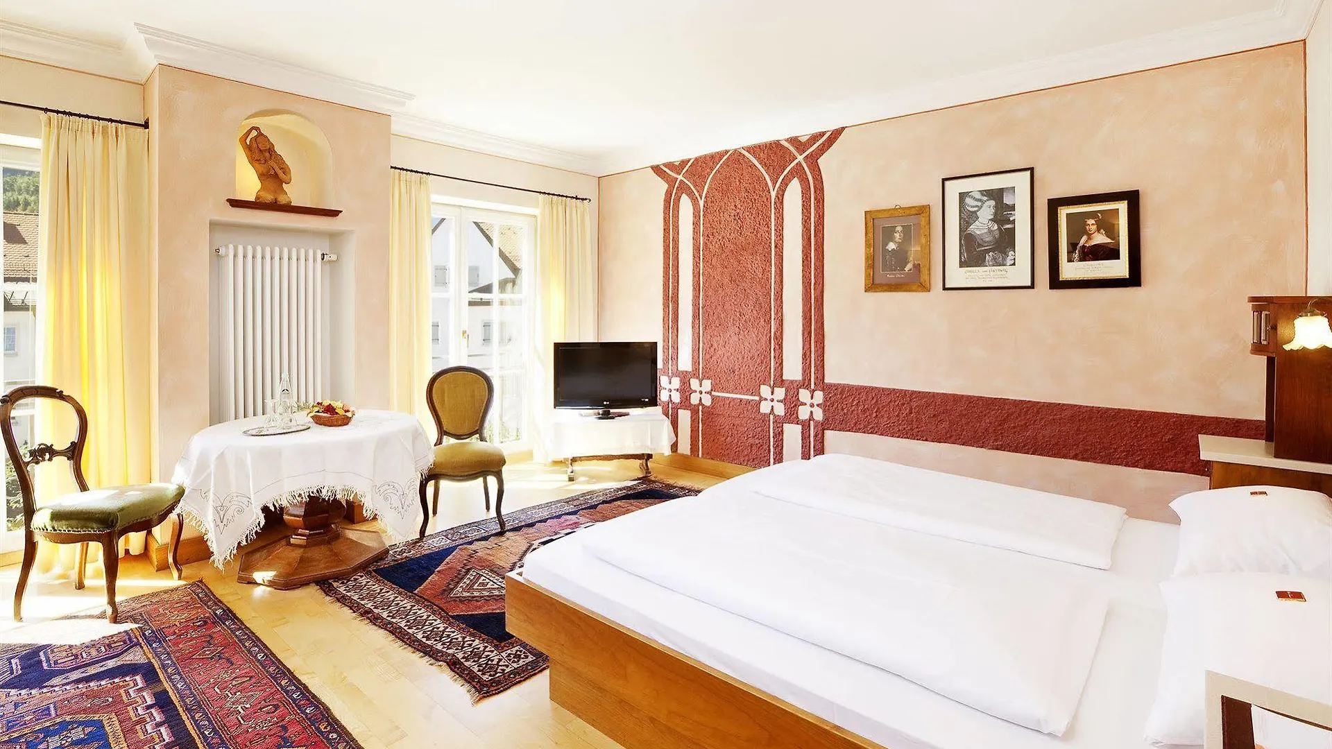 Hotel Hirsch Fussen